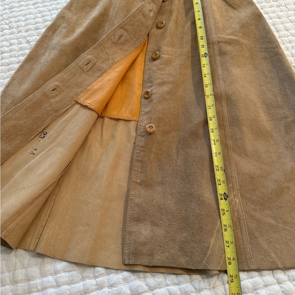 🎈Vintagee 100% heavy suede midi skirt button down front - Picture 5 of 5